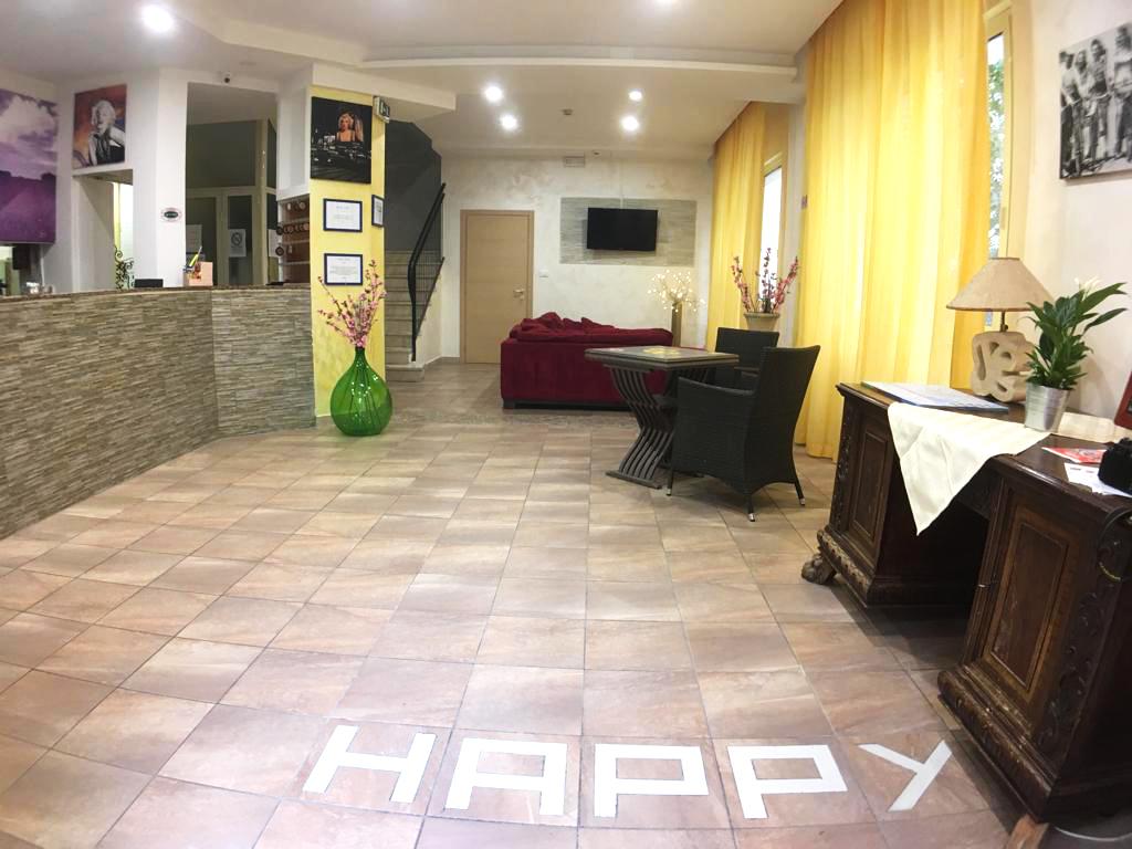 Hotel New Happy Римини Экстерьер фото